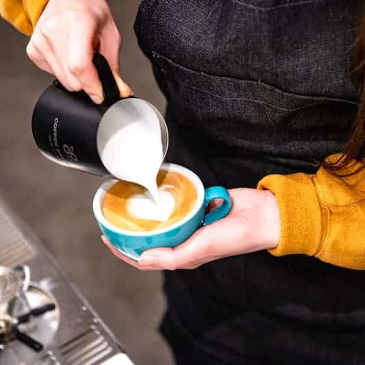 Pouring Latte Art - Learning | Workshops | Latte Art Intensive